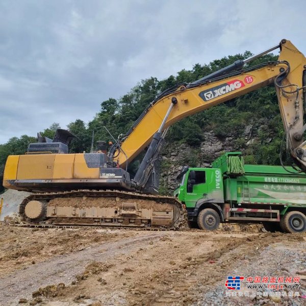 贵阳市出售转让二手不详小时2019年徐工XE490DK挖掘机