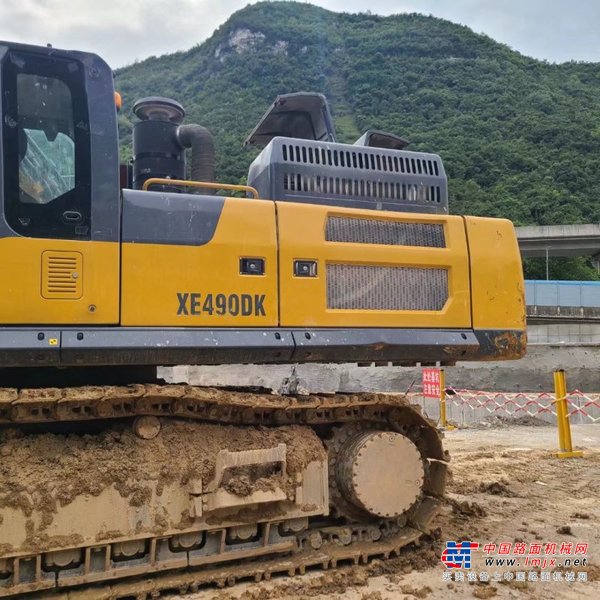 贵阳市出售转让二手不详小时2019年徐工XE490DK挖掘机