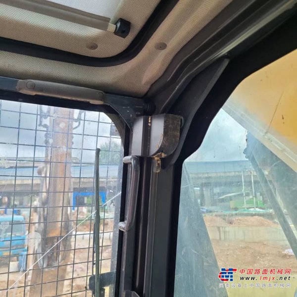 贵阳市出售转让二手不详小时2019年徐工XE490DK挖掘机