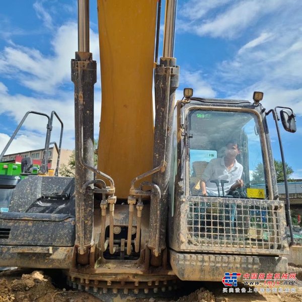 贵阳市出售转让二手不详小时2020年徐工XE370D挖掘机