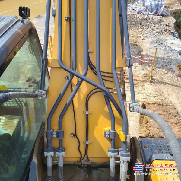 贵阳市出售转让二手不详小时2020年徐工XE370D挖掘机