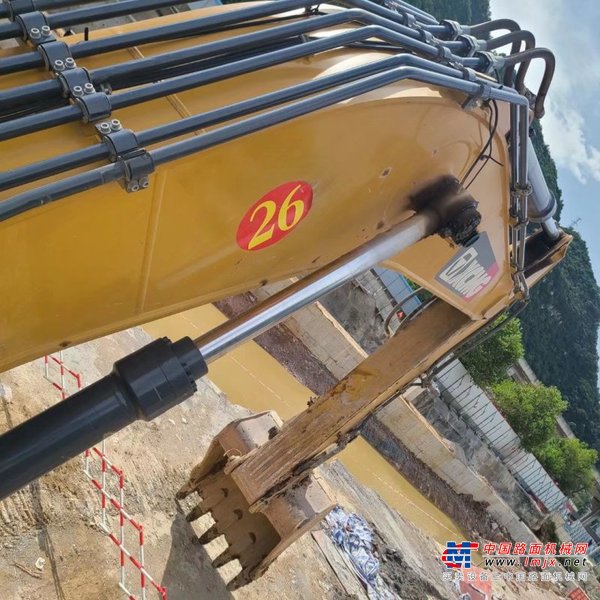 贵阳市出售转让二手不详小时2020年徐工XE370D挖掘机