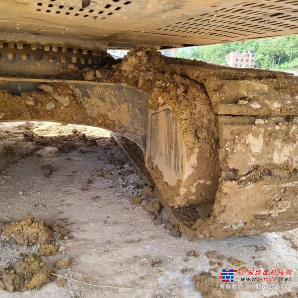 贵阳市出售转让二手不详小时2020年徐工XE370D挖掘机