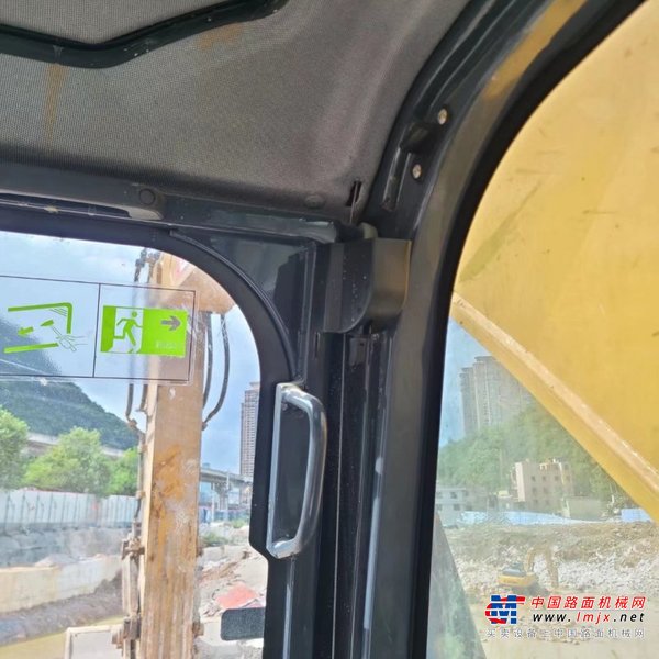 贵阳市出售转让二手不详小时2020年徐工XE370D挖掘机