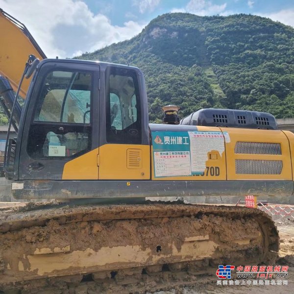 贵阳市出售转让二手不详小时2020年徐工XE370D挖掘机