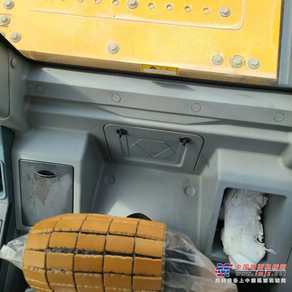 贵阳市出售转让二手不详小时2020年徐工XE370D挖掘机