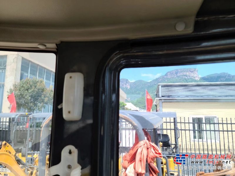 贵阳市出售转让二手不详小时2020年徐工XE35U挖掘机