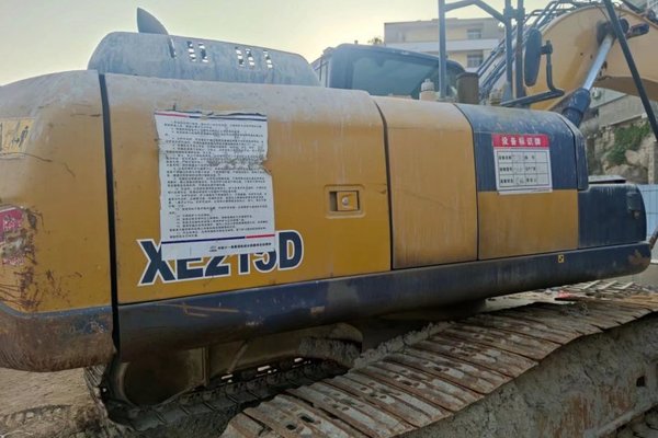 贵阳市出售转让二手不详小时2018年徐工XE215D挖掘机