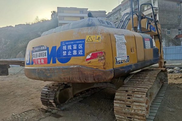 贵阳市出售转让二手不详小时2018年徐工XE215D挖掘机