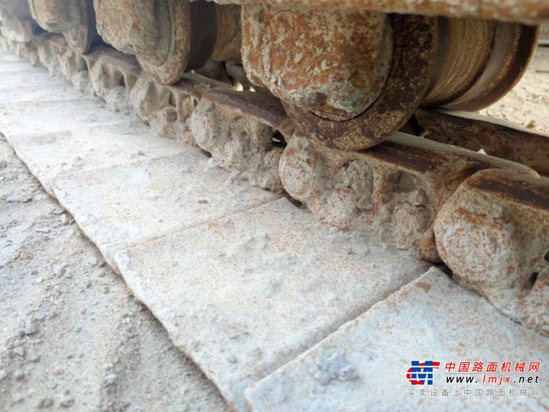 贵阳市出售转让二手不详小时2018年徐工XE215D挖掘机