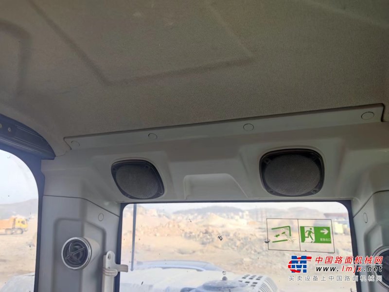 贵阳市出售转让二手不详小时2018年徐工XE215D挖掘机