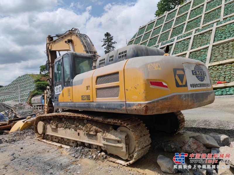 贵阳市出售转让二手不详小时2020年徐工XE370D挖掘机