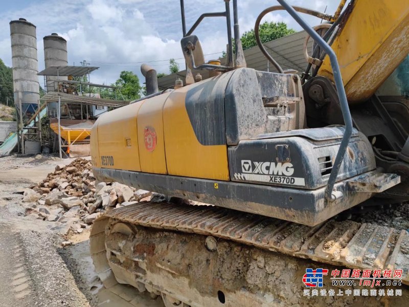 贵阳市出售转让二手不详小时2020年徐工XE370D挖掘机