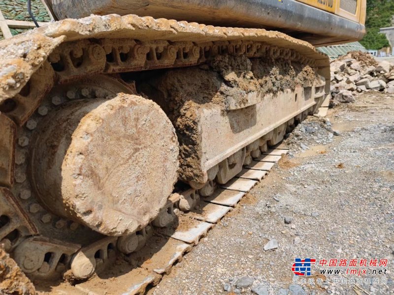 贵阳市出售转让二手不详小时2020年徐工XE370D挖掘机