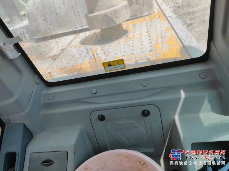 贵阳市出售转让二手不详小时2020年徐工XE370D挖掘机
