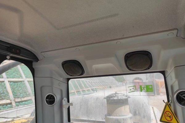 贵阳市出售转让二手不详小时2020年徐工XE370D挖掘机