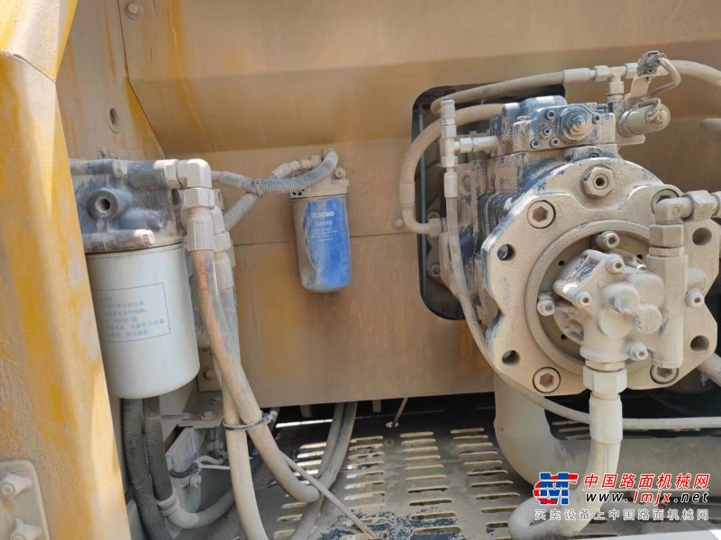 贵阳市出售转让二手不详小时2020年徐工XE370D挖掘机