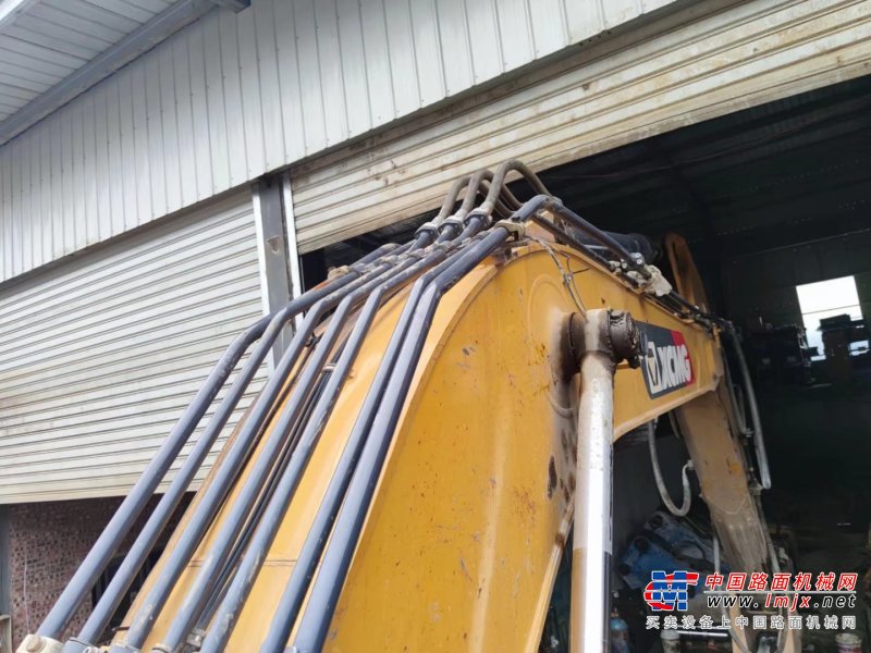 贵阳市出售转让二手不详小时2020年徐工XE370D挖掘机
