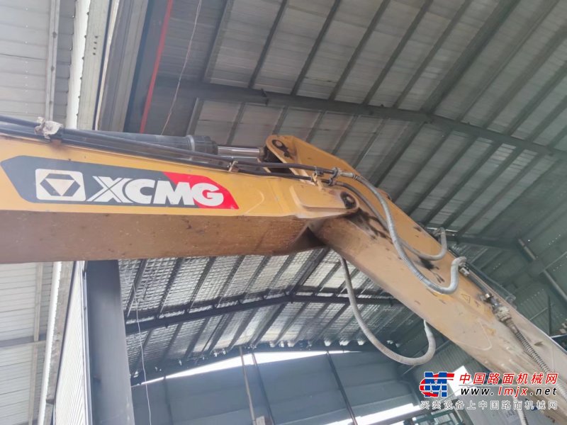 贵阳市出售转让二手不详小时2020年徐工XE370D挖掘机