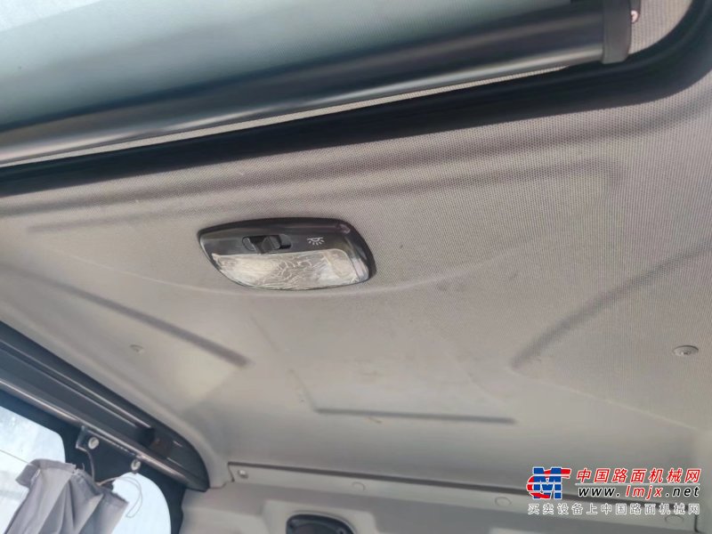 贵阳市出售转让二手不详小时2020年徐工XE370D挖掘机
