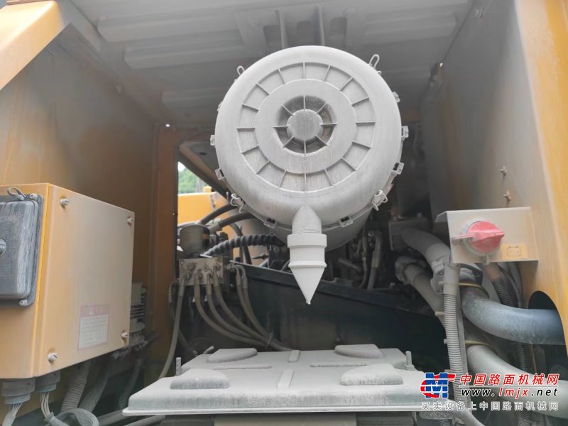 贵阳市出售转让二手不详小时2020年徐工XE370D挖掘机