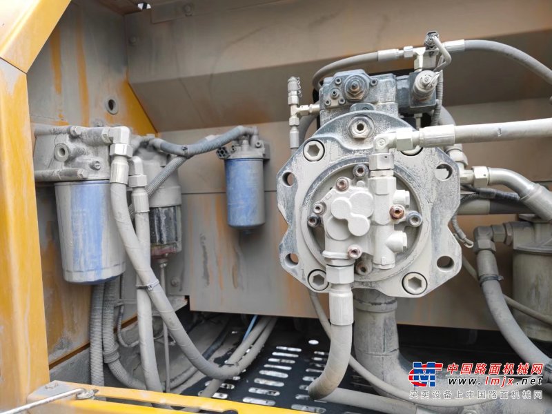 贵阳市出售转让二手不详小时2020年徐工XE370D挖掘机