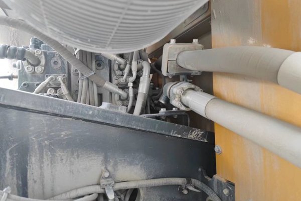 贵阳市出售转让二手不详小时2020年徐工XE370D挖掘机