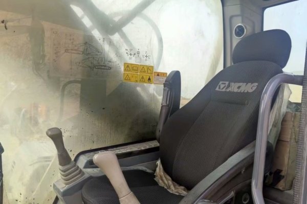 贵阳市出售转让二手不详小时2019年徐工XE370DK挖掘机