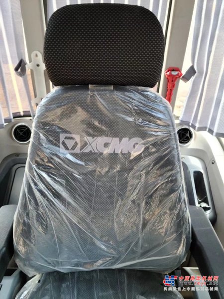 贵阳市出售转让二手不详小时2020年徐工XE75DA挖掘机