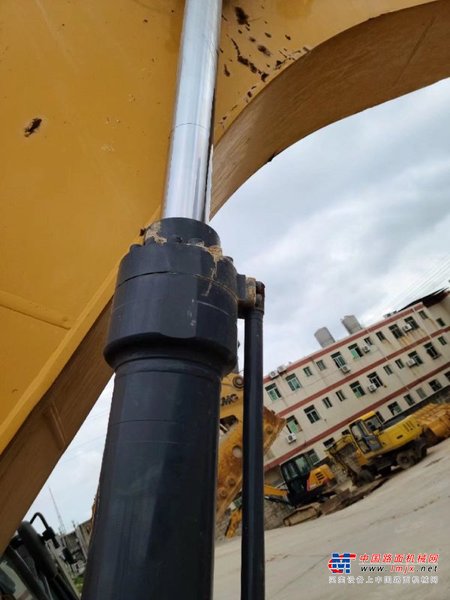 贵阳市出售转让二手不详小时2020年徐工XE370D挖掘机