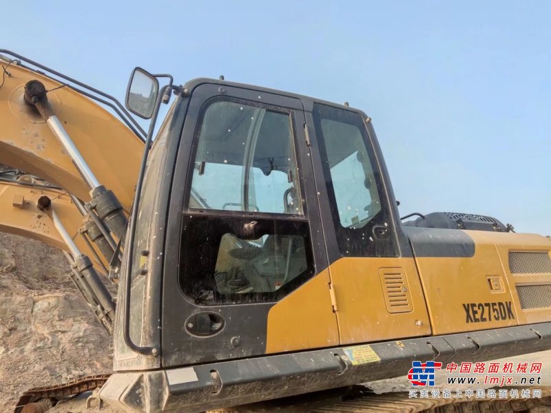 贵阳市出售转让二手不详小时2019年徐工XE225DK挖掘机