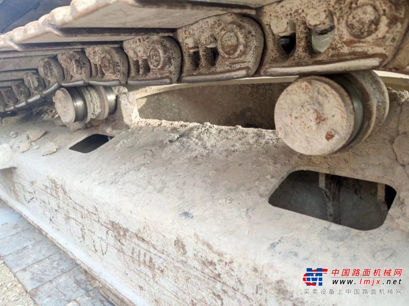 贵阳市出售转让二手不详小时2019年徐工XE225DK挖掘机