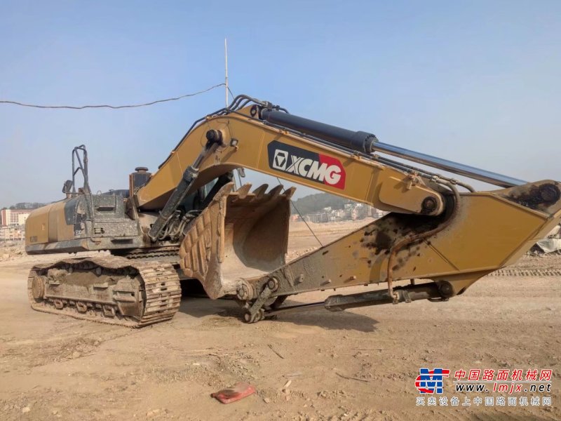 贵阳市出售转让二手不详小时2019年徐工XE370DK挖掘机