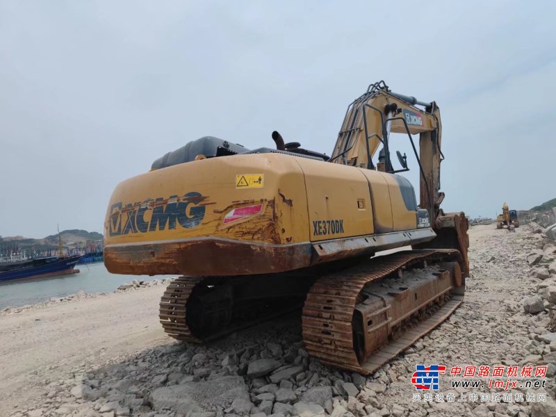 贵阳市出售转让二手不详小时2019年徐工XE370DK挖掘机