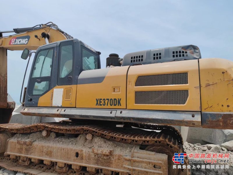 贵阳市出售转让二手不详小时2019年徐工XE370DK挖掘机