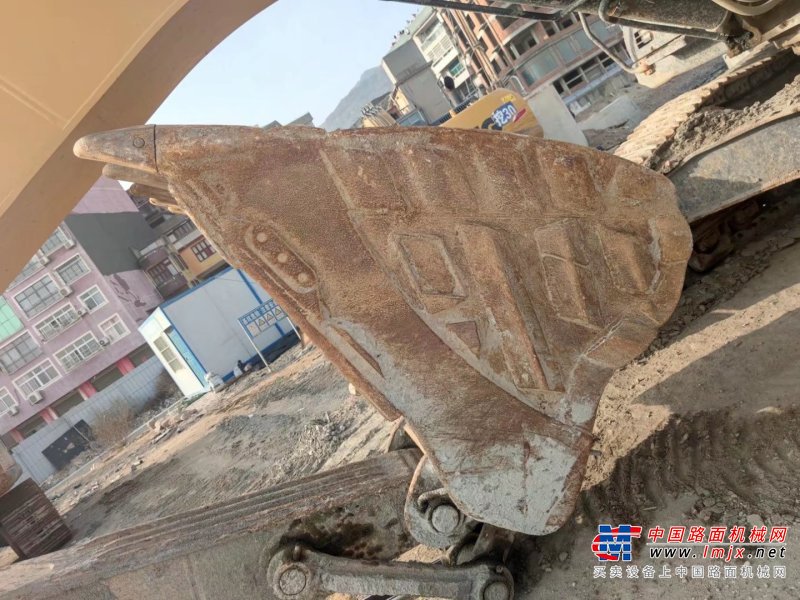 贵阳市出售转让二手不详小时2019年徐工XE370DK挖掘机