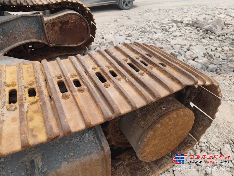 贵阳市出售转让二手不详小时2019年徐工XE370DK挖掘机