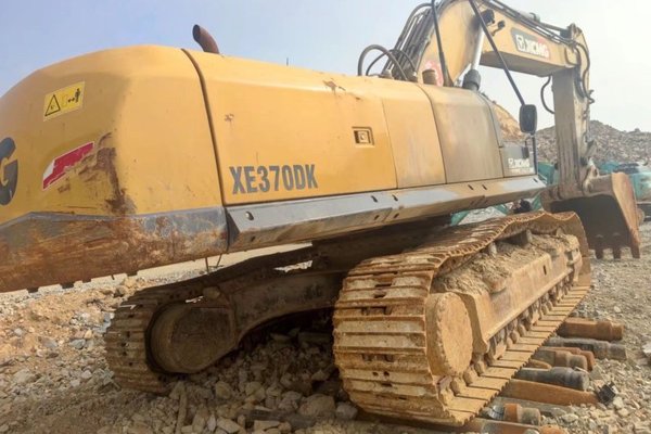 贵阳市出售转让二手不详小时2019年徐工XE370DK挖掘机