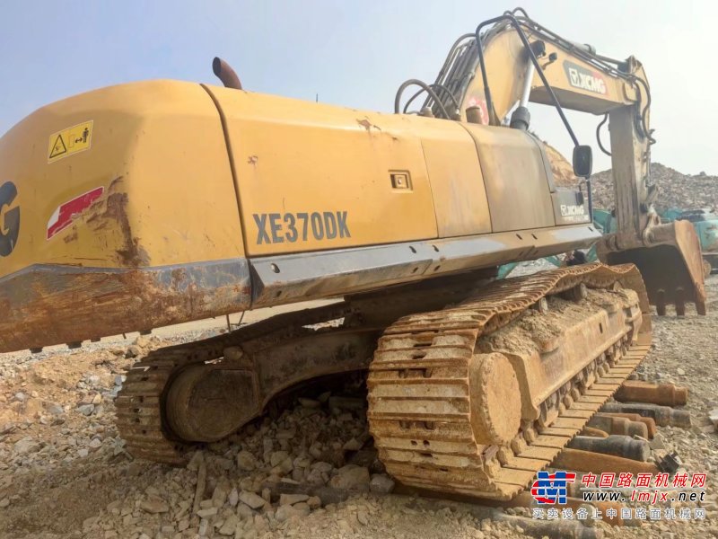 贵阳市出售转让二手不详小时2019年徐工XE370DK挖掘机