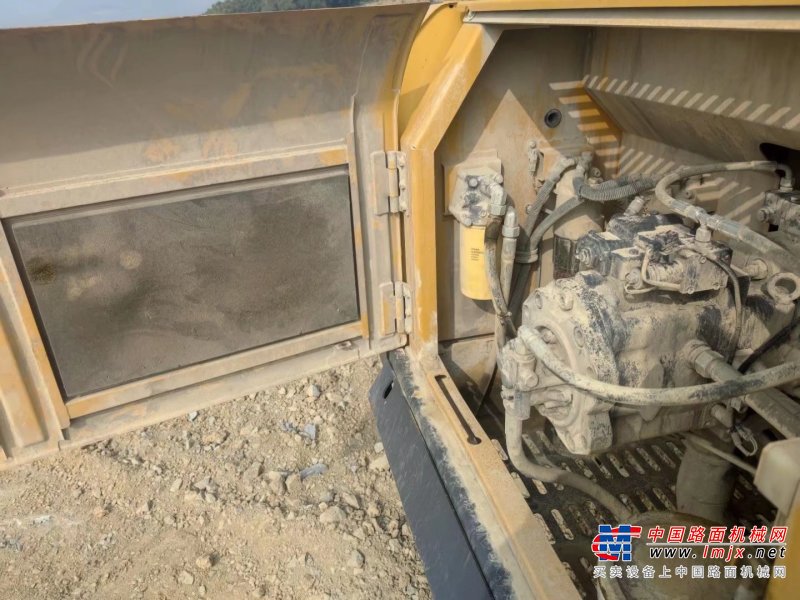 贵阳市出售转让二手不详小时2019年徐工XE370DK挖掘机