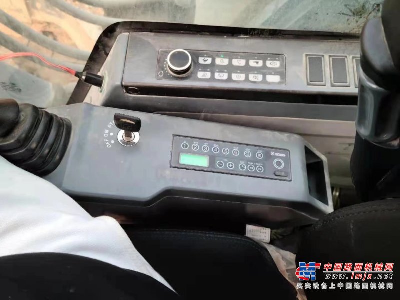 贵阳市出售转让二手不详小时2020年徐工XE380DK挖掘机