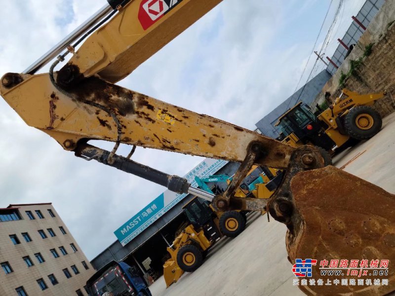 贵阳市出售转让二手不详小时2020年徐工XE370D挖掘机