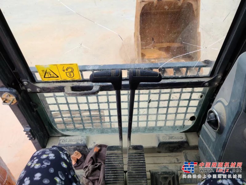贵阳市出售转让二手不详小时2020年徐工XE370D挖掘机