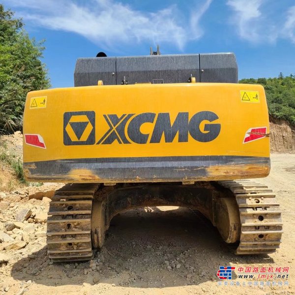 贵阳市出售转让二手不详小时2021年徐工XE470D挖掘机