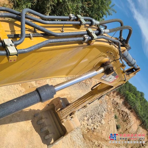 贵阳市出售转让二手不详小时2021年徐工XE470D挖掘机