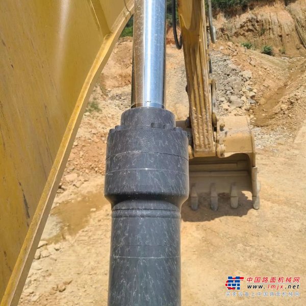 贵阳市出售转让二手不详小时2021年徐工XE470D挖掘机