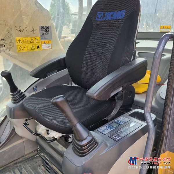 贵阳市出售转让二手不详小时2021年徐工XE470D挖掘机