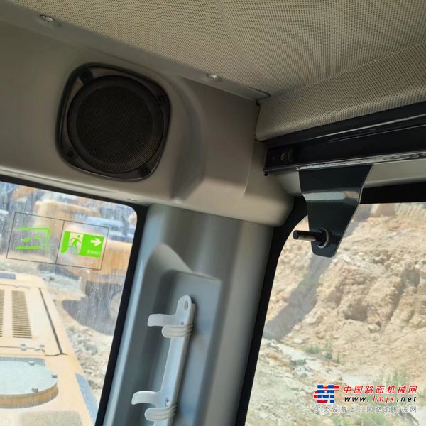 贵阳市出售转让二手不详小时2021年徐工XE470D挖掘机
