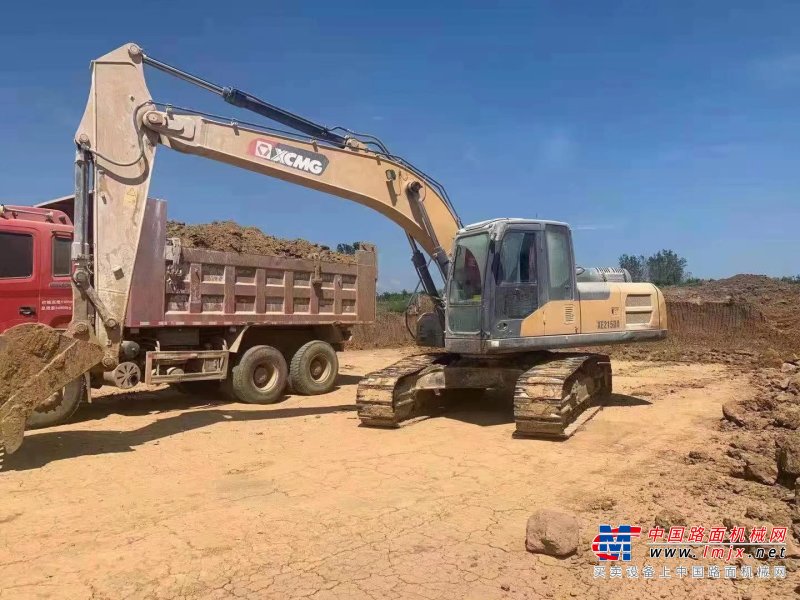 贵阳市出售转让二手不详小时2019年徐工XE215DA挖掘机