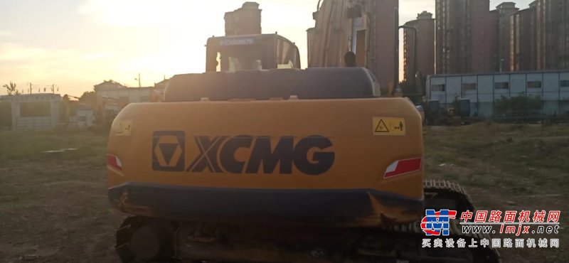 合肥市出售转让二手不详小时2019年徐工XE215DA挖掘机